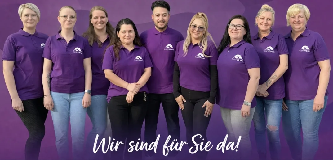 Das Team von Team Noori bei einem gemeinsamen Termin